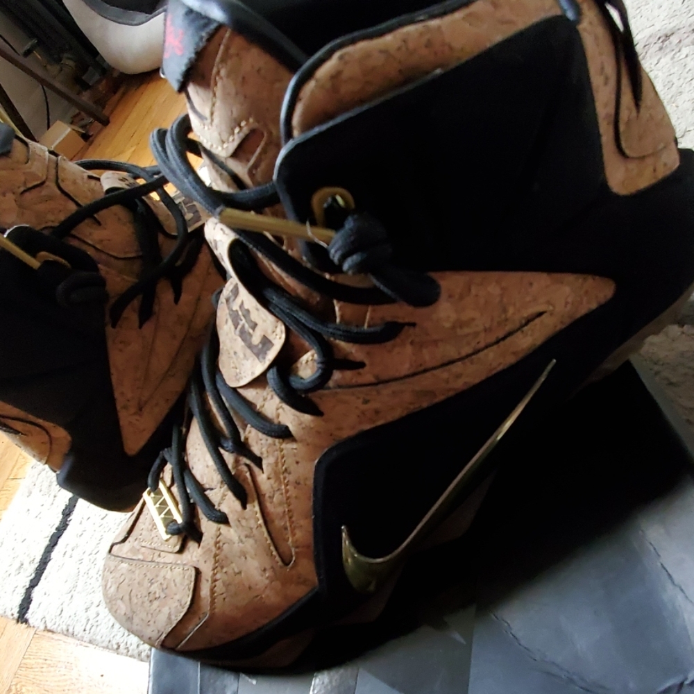 Nike Lebron ext corks sneakers with box - Picture 2 of 7